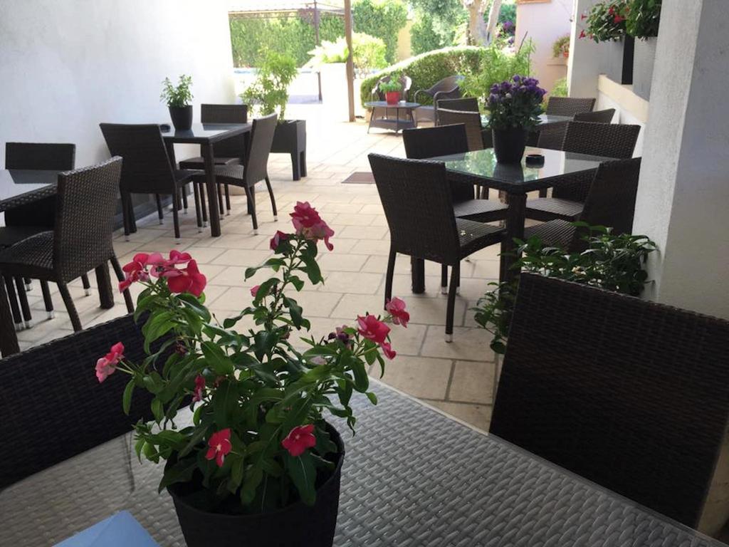 Bed & Breakfast Giardini Di Marzo Лечче Экстерьер фото