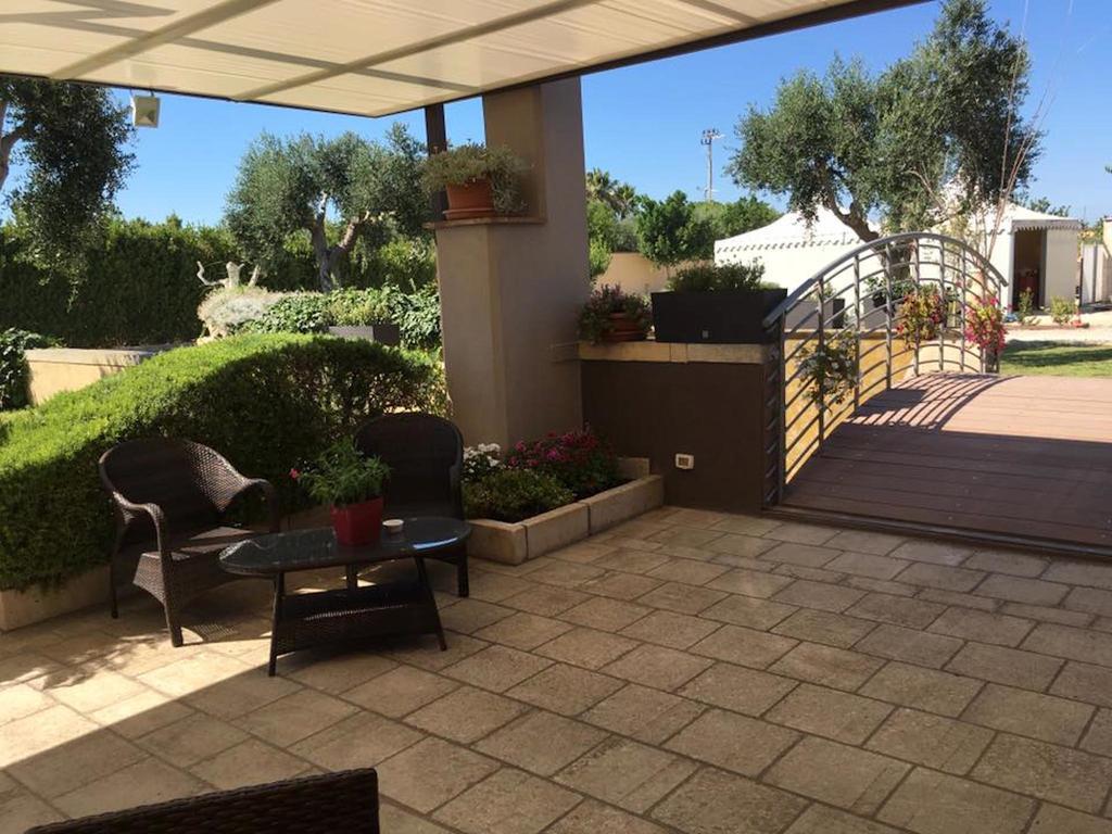 Bed & Breakfast Giardini Di Marzo Лечче Экстерьер фото