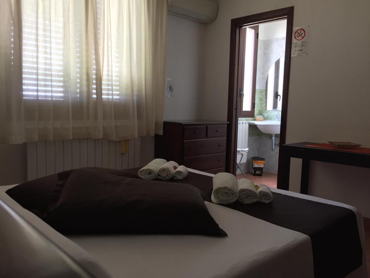 Bed & Breakfast Giardini Di Marzo Лечче Экстерьер фото