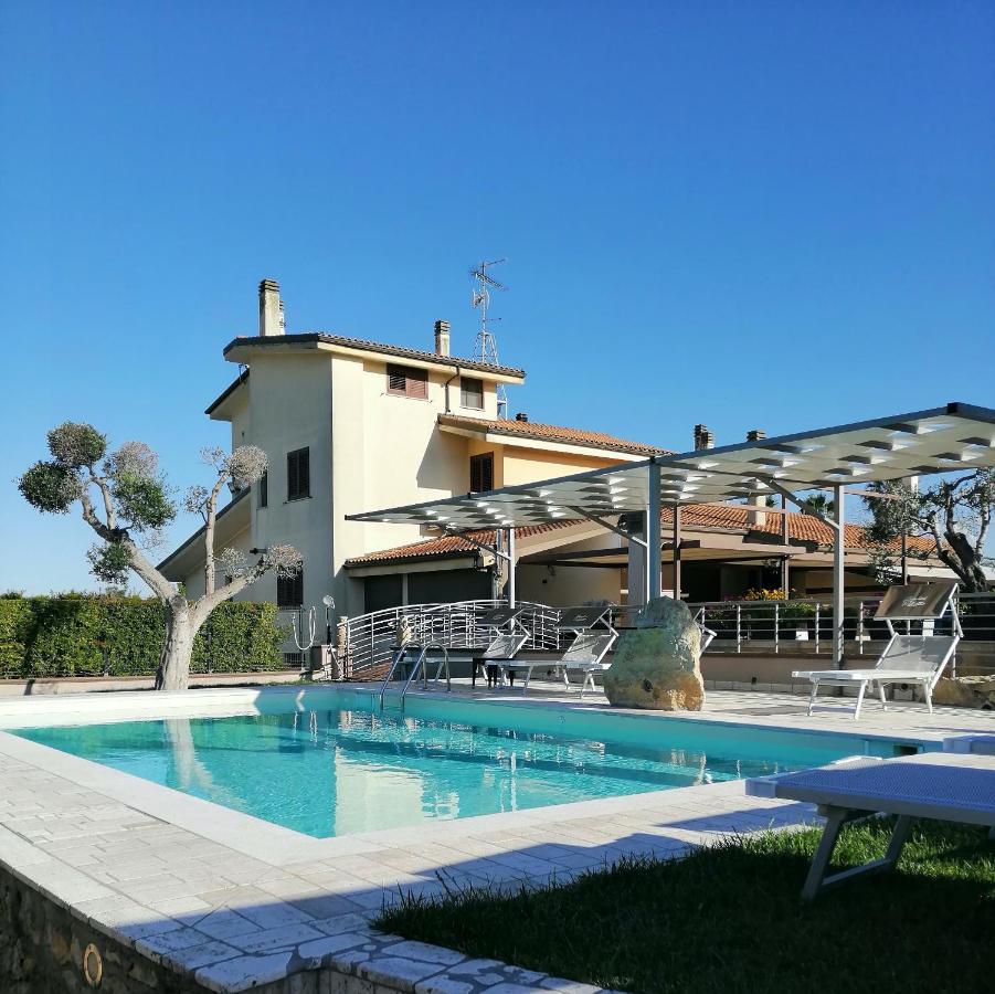 Bed & Breakfast Giardini Di Marzo Лечче Экстерьер фото